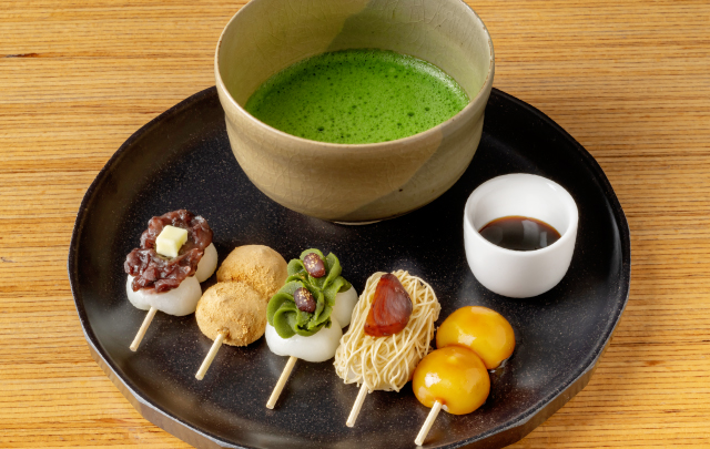 お団子と抹茶のセット